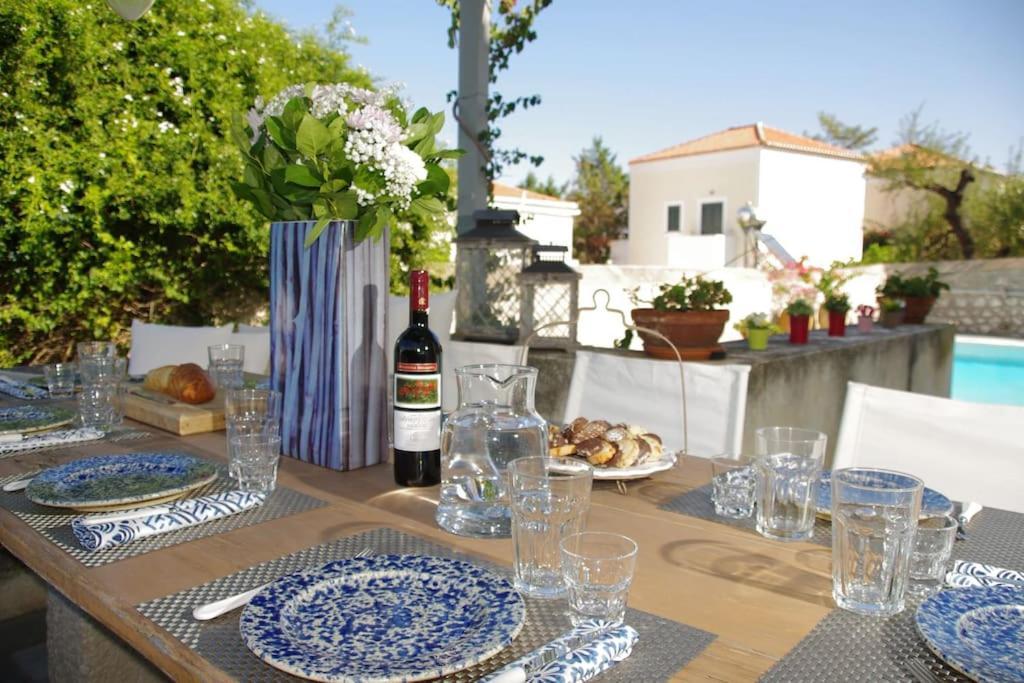 Villa 1853, Spetses Ground Floor Extérieur photo